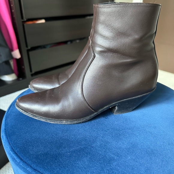 Saint Laurent West 45 Booties in Ebano - Picture 5 of 12